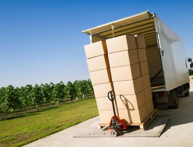 ENTENDA COMO É FEITO O TRANSPORTE DE TELHAS